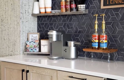 Knoxville Apartment | Downtown Knoxville With Luxury Amenities!