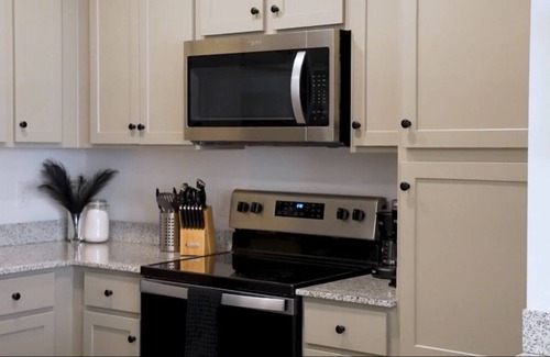 Knoxville Apartment | Downtown Knoxville With Luxury Amenities!
