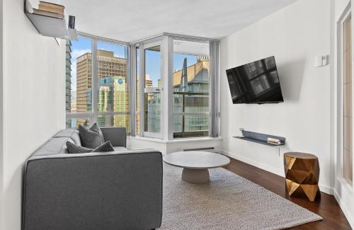 Coal Harbour Apartment | Downtown Luxury 1BR Coal Harbour