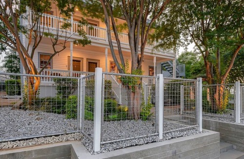 Marble Falls House | Downtown Luxury Marble Falls Boutique Property: Austin Suite