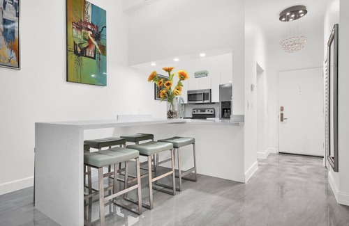 Brickell Condo | Downtown Miami Brickell 3 Bedrooms HighCeiling loft