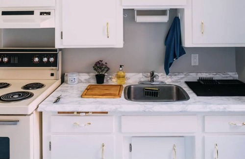 Midland Apartment | Downtown Midland Diamond Mine