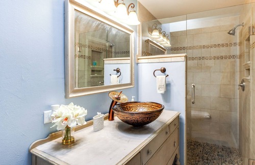 Mount Dora Cottage | Downtown Mount Dora Cottage: Walk to Everything!