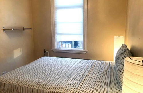 Centretown House | Downtown Ottawa - Best Location Private Rooms!