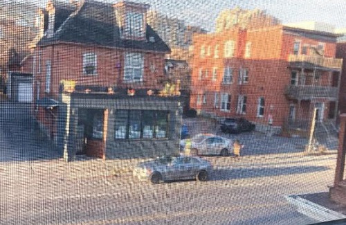 Centretown House | Downtown Ottawa - Best Location Private Rooms!