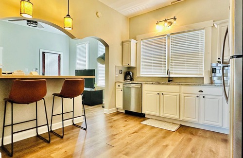 Fletcher Place House | Downtown Retreat walkable to Lucas Oil and Gainbridge Fieldhouse