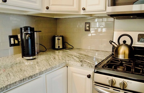 Fletcher Place House | Downtown Retreat walkable to Lucas Oil and Gainbridge Fieldhouse