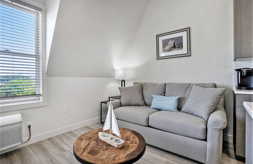 South Haven Condo | Downtown riverfront condo walkable to dining, shopping & nightlife