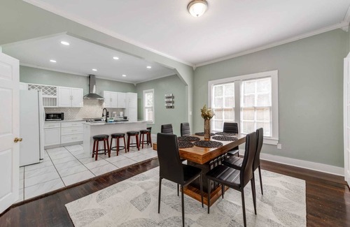 Winston - Salem House | Downtown & Seventh