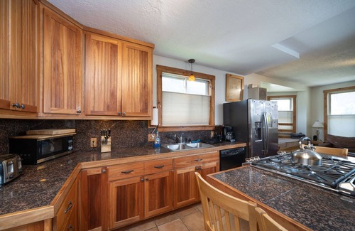 Silverton House | Downtown Silverton Historic Mountain Home, White Wolf Haus