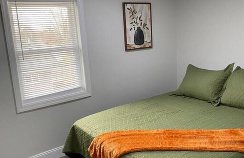 Geneva House | Downtown-SPIRE- Wine Country- Sunset Vacation Rentals