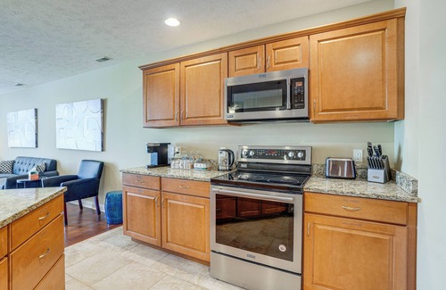 Saint Joseph Apartment | Downtown St Joseph Condo w/Balcony & Harbor View