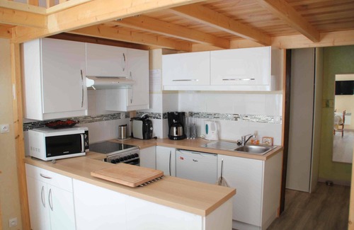 Cauterets Apartment | DOWNTOWN STUDIO-CABIN 4 pers. 35 m2, classified 3* Balcony, 200 m from cable cars