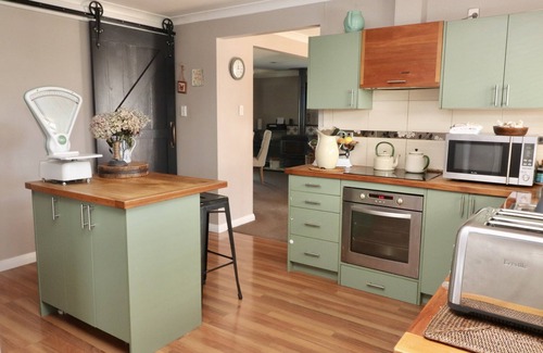 Grovetown Bed & Breakfast | Dragonflycottage, Fully equiped 2 bathrooms, kitchen, 4 bedrooms st