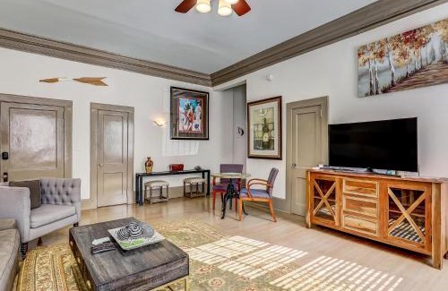 Thomas Square Apartment | Drayton Place 1B