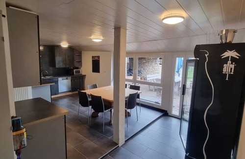 Rhodes House | Dream house directly on the water at the large Stockweiher
