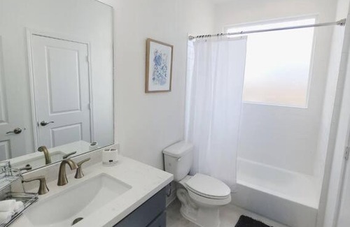 Greater East End House | Dream Stay-New Construction*Downtown*NRG*MedCtr