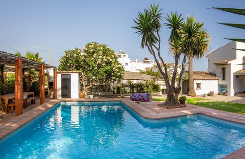 Rincon de la Victoria Villa | Dream villa on the beach - modern furnishings - new pool and WiFi