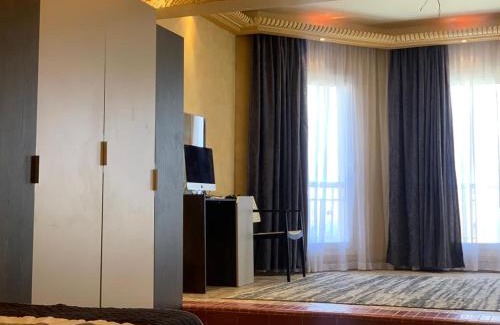 Dream Land Apartment | Dreamland - Emerald