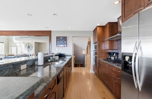 Michigan House | Dreamview- Private Lake frontage