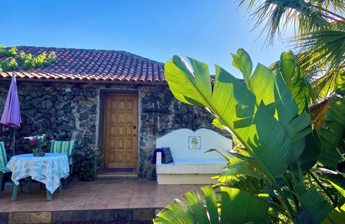 Icod de los Vinos House | Dreamy Canarian Casita with Spectacular Views