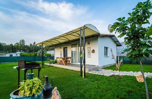 Ciftlik Apartment | Dreamy House with Backyard near Beach in Fethiye