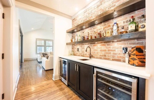 12 South House | Dreamy, Majestic, Comfortable 12th South Craftsman Oasis with Plenty of Parking For You!