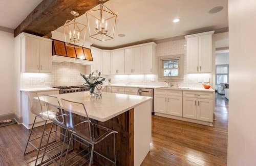 12 South House | Dreamy, Majestic, Comfortable 12th South Craftsman Oasis with Plenty of Parking For You!