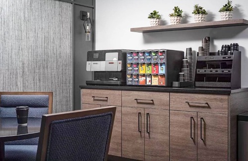 Midtown Apartment | Dreamy Murray Hill 2BR w/Coffee Bar, Gym, Lounge & W/D, by Blueground