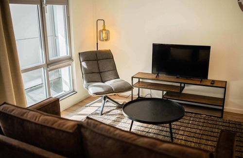 Kop van Zuid Apartment | Dreamy serviced studio apartment 44m2 -PRH13D-