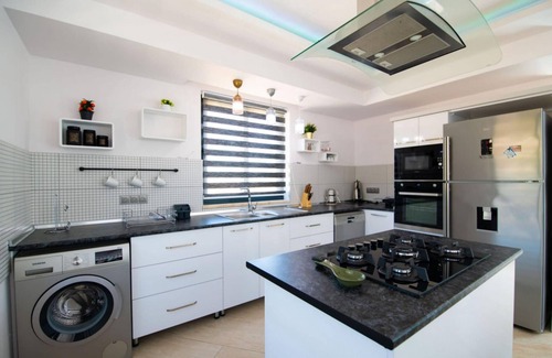 Sarıbelen Villa | Dreamy Villa With Private Pool and Jacuzzi in Kas