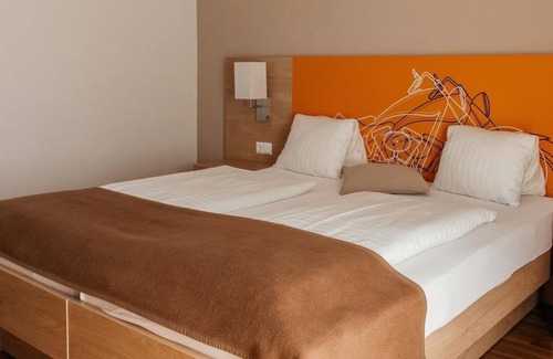 Treffen House | Dreibettzimmer mit Balkon - Hotel Kuchlerwirt