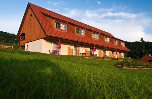 Tieschen House | Dreibettzimmer - Jufa Hotel Tieschen Bio Landerlebnis
