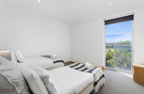 Fingal Bed & Breakfast | DREW Golfers Delight close to St Andrews Beach