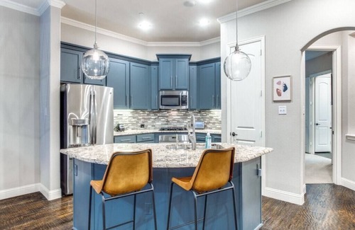 Plano House | Driem House Luxurious Home in Legacy - Long Term