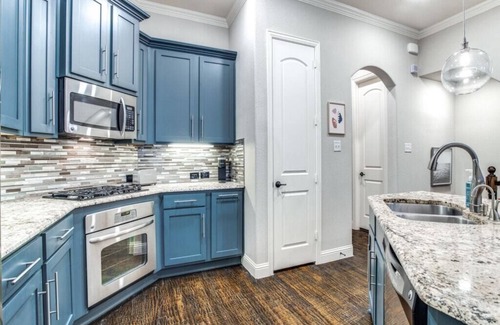 Plano House | Driem House Luxurious Home in Legacy - Long Term
