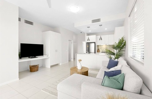 Casuarina Apartment | Drift 2 Bedroom Rooftop Delight