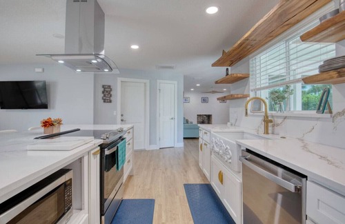 Ponce Inlet Apartment | Drift and Dune Beach, Pet Friendly, Steps to Beach