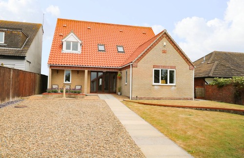 Winterton-on-Sea Cottage | Drifters