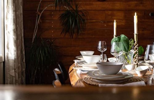 Hokitika House | Drifting Sands - Sleeps 10