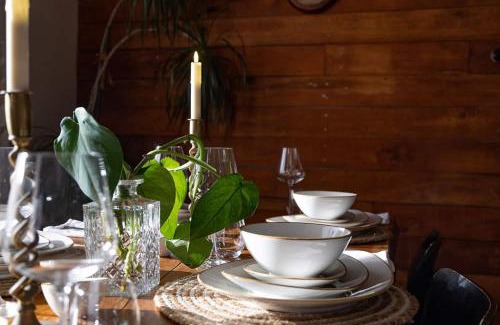 Hokitika House | Drifting Sands - Sleeps 10