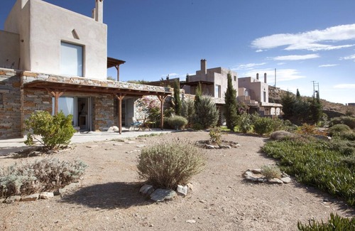 Kea House | Driftwood - Beautiful House with garden and breathtaking sea view