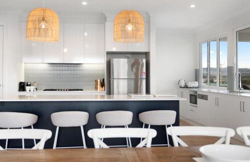 Middleton House | Driftwood Dunes - 67 Newell Avenue Middleton - No Linen Included