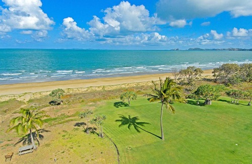 Yeppoon Apartment | Driftwood on the beach 2 bedroom unit