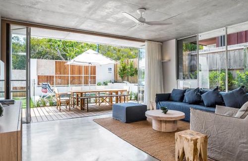 Byron Bay House | Driftwood Three at Clarkes Beach - includes pool