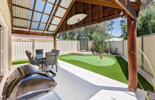 Dunsborough House | Driftwood - True Beachside Bliss with Games Galore