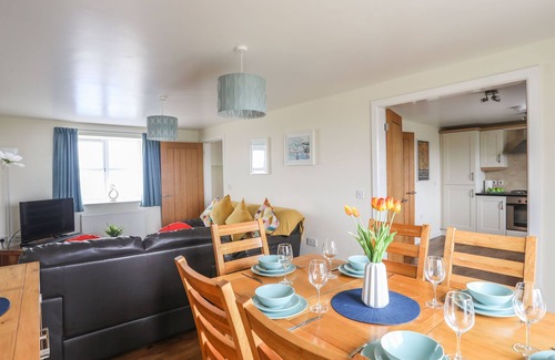 Llangefni Cottage | DROSGL, family friendly, with a garden in Llangefni