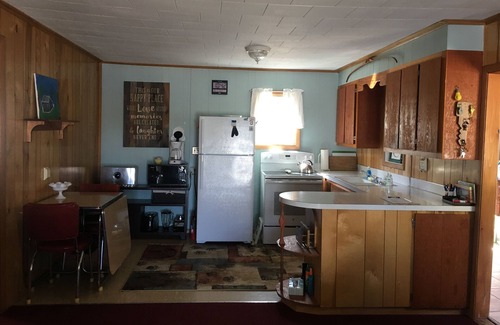 Drummond Cottage | Drummond Island Hotel & Vacation Homes - Paradise Rock