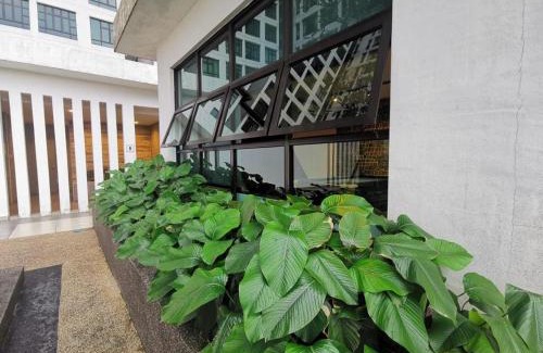 Kempas Apartment | DSummit 3bedroom WiFi Netflix 5 Pax