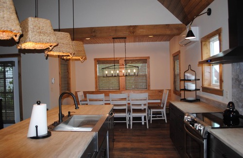 Kimberling City Cabin | Dual Masters, Game Room, Hot Tub, ADA access #5